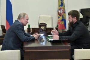„Ne mora se verovati u zagrobni život da bi se spekulisalo o tome kako će Putin i Kadirov napustiti ovaj svet“: Analiza stručnjaka za špijunažu Edvarda Lukasa