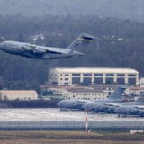 Stigli borbeni avioni Miraž: Trebalo bi da pomognu Ukrajincima da brže unište ruske štabove 1