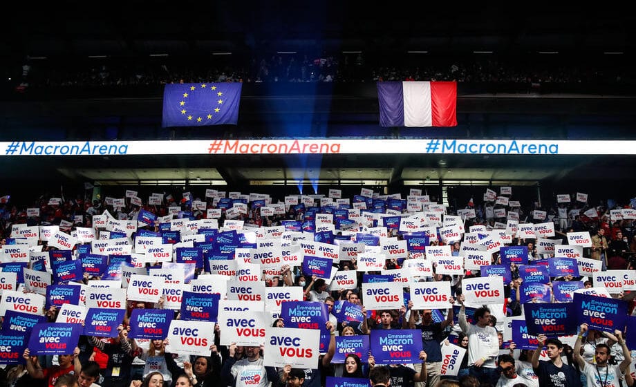 Makron u Parizu održao predizborni minting pred više od 30.000 ljudi 1