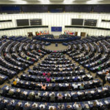 Članovi Evropskog parlamenta zahtevaju potpuni embargo na rusku naftu, ugalj, nuklearno gorivo i gas 15