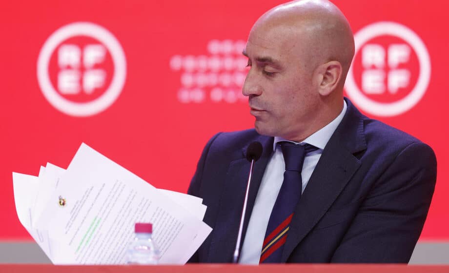 Predsednik RFEF Rubialis: Plata mi je tri miliona 1