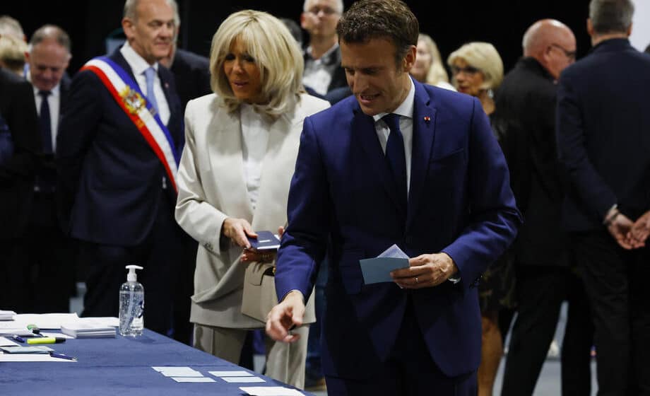 U Francuskoj do 17.00 glasalo 63,23 odsto birača na predsedničkim izborima 1