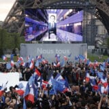 Makronov portparol: Istorijski rezultat, Le Penova teši pristalice: Pokrećemo veliku bitku 12