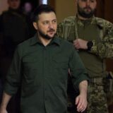 Jakna Volodimira Zelenskog prodata za 90.000 funti 14