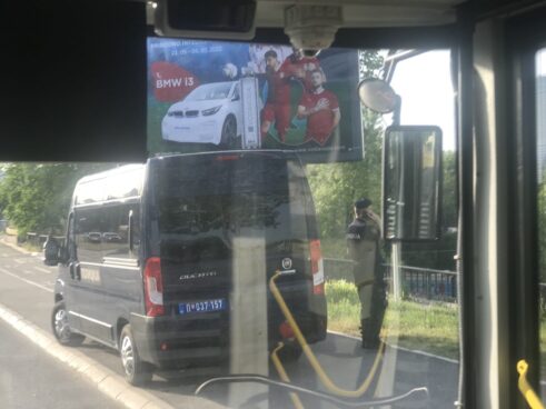 0-02-05-bfedf1de2e43ca2bf6888951669a17599ea8d0a5604c8deff3f7c44b9bcacfc8_e639c2694a8e9c0f Tuča navijača pred derbi (FOTO/VIDEO) 4