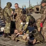 Ukrajina: Oslobođeno 95 branitelja Azovstala 3