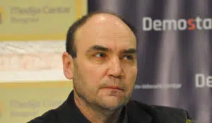 "Problem je u tome što izbori nikakvu krizu ne mogu da reše, osim da...": Šta programski direktor Demostata pretpostavlja da će biti ishod pobune? 14 "Problem je u tome što izbori nikakvu krizu ne mogu da reše, osim da...": Šta programski direktor Demostata pretpostavlja da će biti ishod pobune? 12