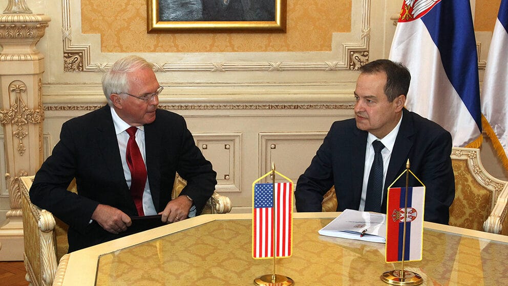 Razgovor jedini način za rešavanje pitanja Kosova: Dačić i Hil nakon sastanka 1