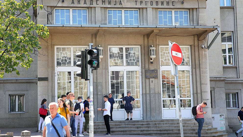 Dojave o postavljenim bombama juče dobile 173 osnovne i srednje škole u Beogradu 1