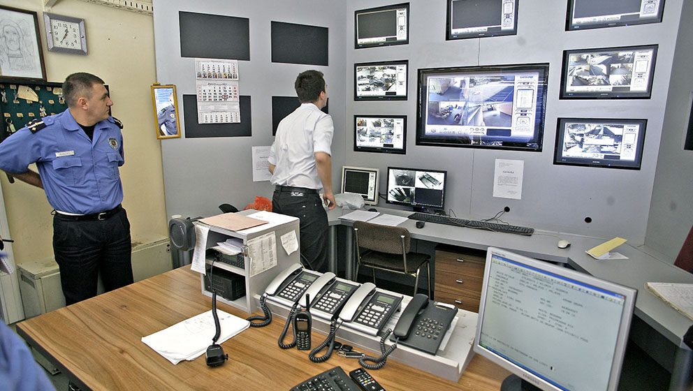 DS: Uvesti video nadzor u škole 1