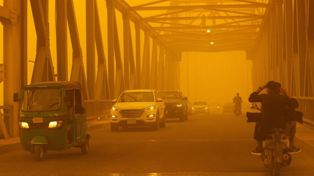 U Iranu zatvorene škole i vladine kancelarije zbog peščane oluje 1