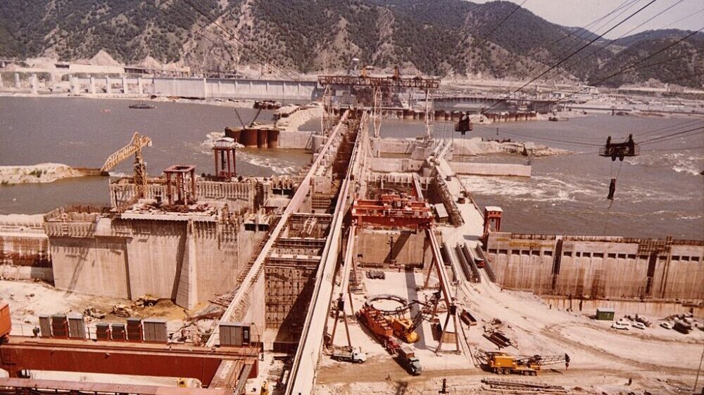 Kladovo: Na današnji dan 1964. godine položen je kamen temeljac za gradnju Hidroelektrane “Đerdap 1” 3