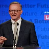 Entoni Albaniz: Levičar na čelu Australije 12