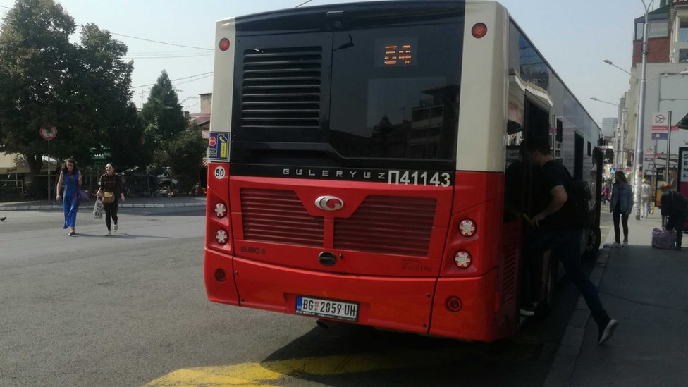 Saobraćaj i Srbija: Zašto Srbi neće u profesionalne vozače 3 autobus