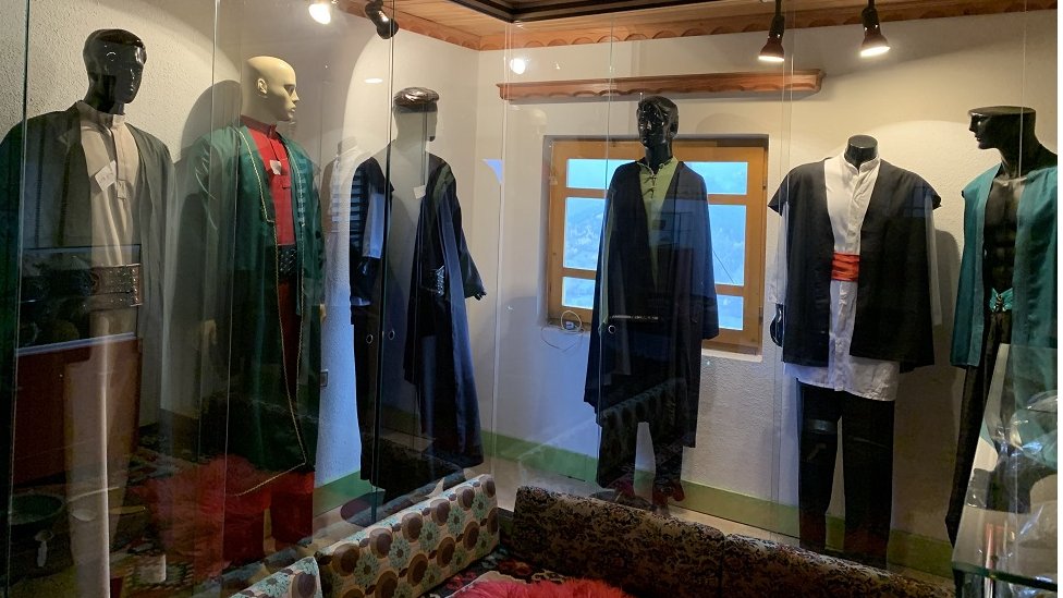 Balkan i religija: Derviši - za jedne pravoverni muslimani, za druge sekta 3 Različitu odeću nose različiti derviški redovi