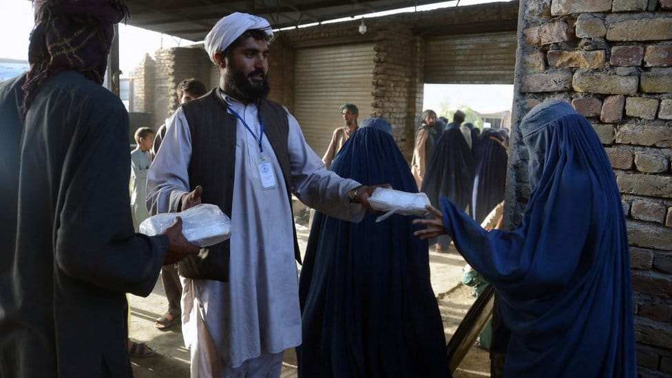 Avganistan: Talibani primoravaju žene da prekrivaju lice 9