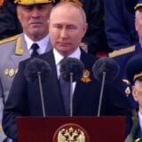 Rusija i Ukrajina: „Borimo se za domovinu", kaže Putin na vojnoj paradi povodom Dana pobede u Moskvi 16