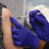 Korona virus, vakcine i Velika Britanija: Četvrta doza povećava zaštitu od kovida-19, pokazuje istraživanje 22