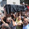 Izrael, Palestina i nasilje: Haos i sukobi na sahrani ubijene novinarke Šerin Abu Akla u Jerusalimu 8
