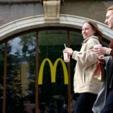 Rusija i ekonomija: Naftni magnat otkupuje poslovanje Mekdonaldsa posle njegovog povlačenja zbog rata u Ukrajini 5