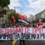 Prvomajski skupovi u Beogradu, protesna šetnja, venci i cveće kao pošta Dimitriju Tucoviću 12
