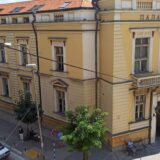 Uhapšena zbog sumnje da je nožem napala ženu u sudnici Osnovnog suda u Vranju 13