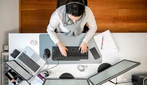 U Evropskoj uniji najviše radnih mesta prošle godine bilo je otvoreno za radnike u polju prodaje, marketinga i menadžmenta. U Srbiji je stanje slično, sa dodatkom zanatlija.