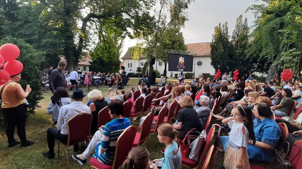 Zrenjaninska filharmonija svira besplatno za decu 1