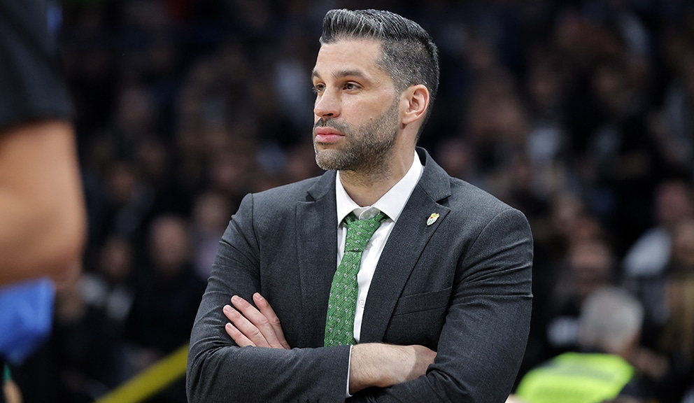 (VIDEO) Navijači slave heroja Alimpijevića: Bešiktaš dobio „već izgubljenu“ utakmicu u Evrokupu