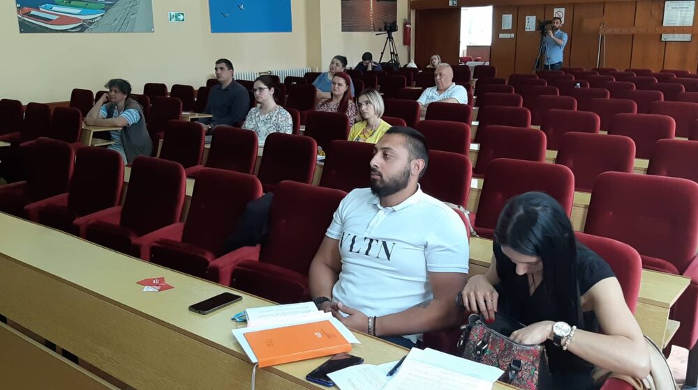 Udruženje Roma Novog Bečeja: Sprečiti rane dečje ugovorene brakove i nasilje nad ženama 1