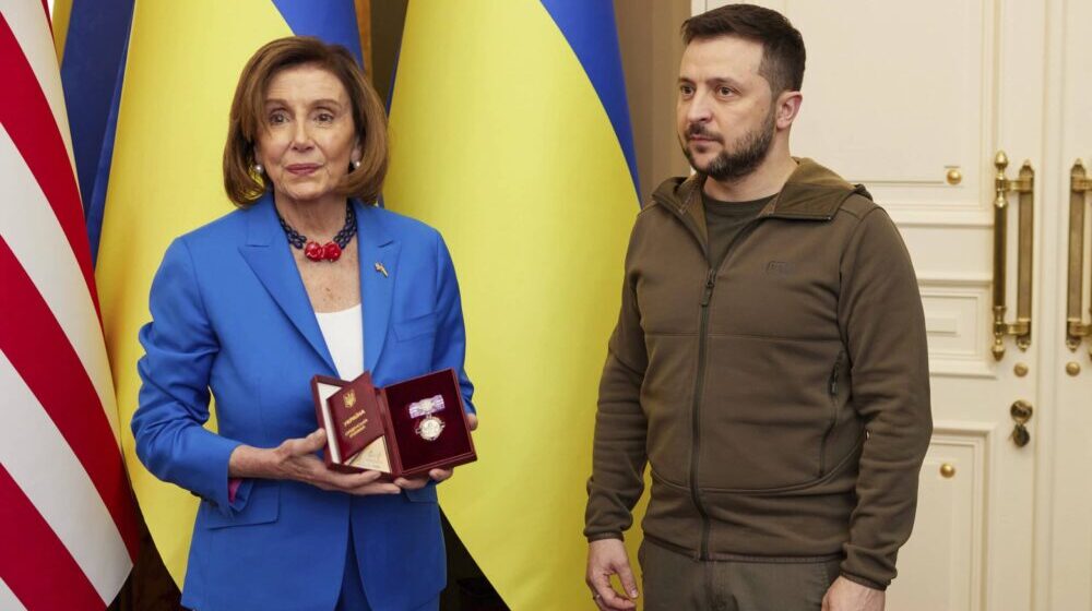 Članovi američkog Kongresa obećali da će pomoći Ukrajini da porazi Putina 1