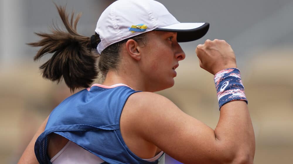 Švjontek 31. pobedom u nizu do osmine finala Rolan Garosa 1