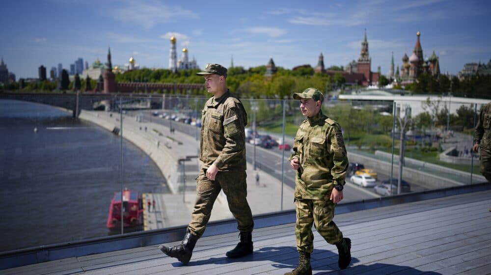 Ruski ambasador u Velikoj Britaniji: Rusija neće upotrebiti taktičko nuklearno naoružanje 1