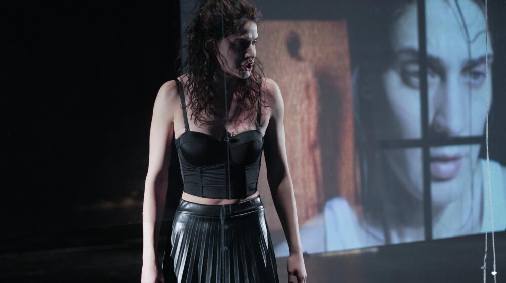 Oduševljenje publike i ovacije “Antigoni” Diega de Brea u dve premijerne večeri 1