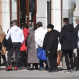 Vreme jeftinog novca prolazi, ko ima kredit - nema mnogo izbora: Rate porasle, a tek se očekuje dalji skok 6