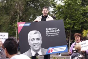 Kako je izgledao skup podrške Vučiću ispred Skupštine i Predsedništva? 4