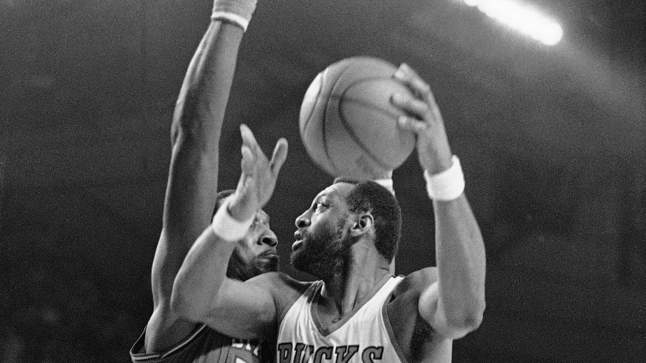 Umro čuveni NBA košarkaš Bob Lanije 1