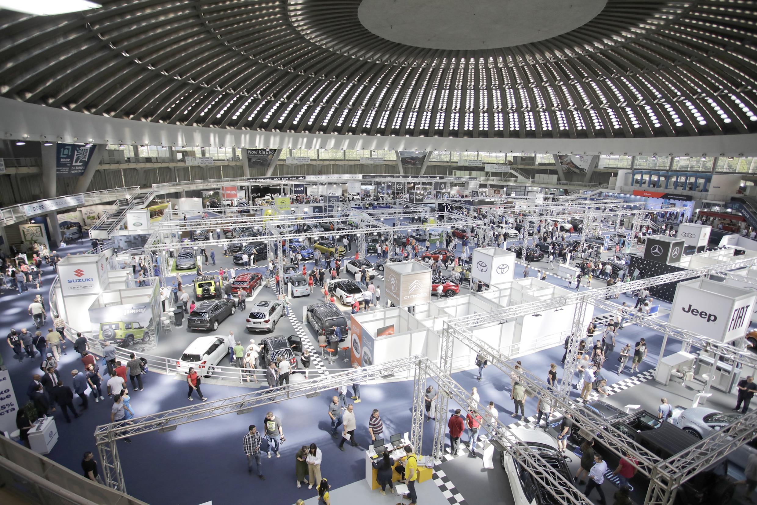 DDOR osiguranje pokrenulo akciju urbanog pošumljavanja 2 DDOR osiguranje pokrenulo akciju urbanog pošumljavanja 2