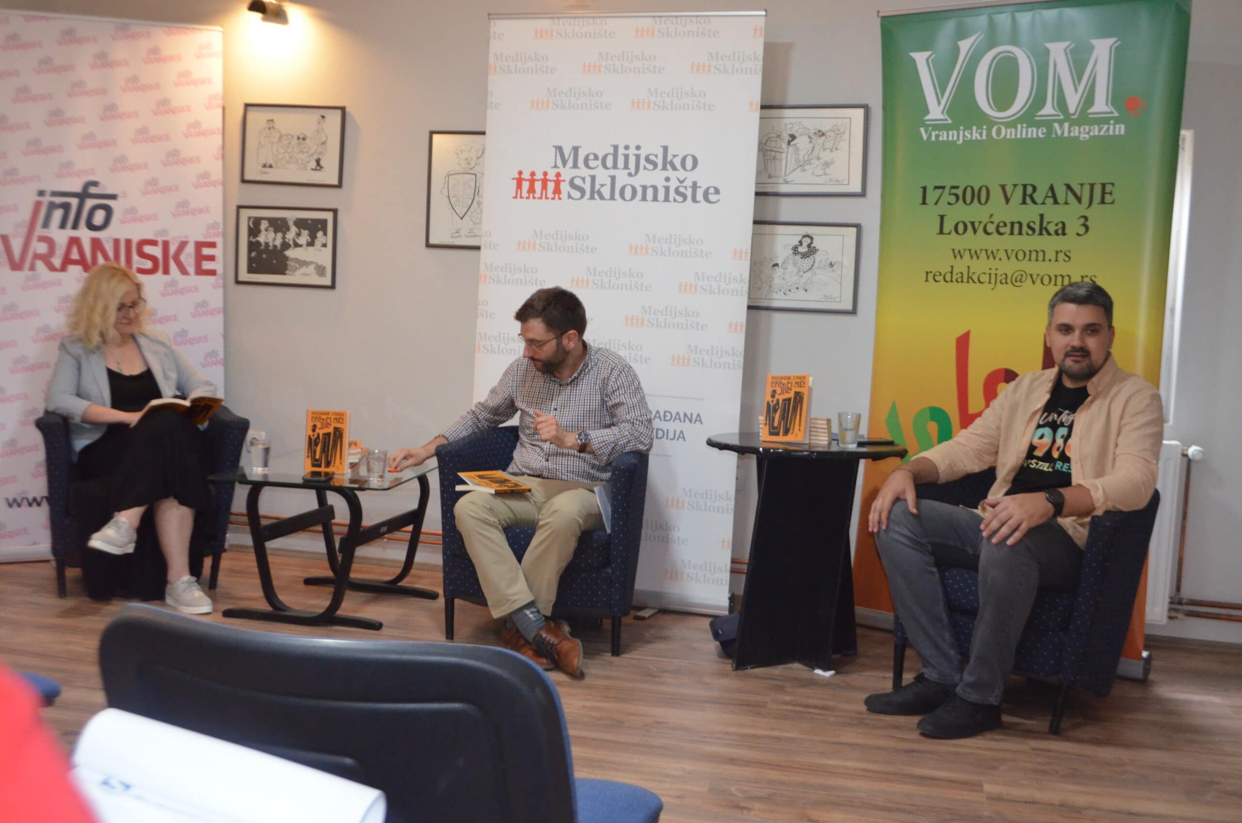 "Duša je najelastičnija": Pisac i novinar iz Niša na promociji svoje zbirke priča u Vranju 2 "Duša je najelastičnija": Pisac i novinar iz Niša na promociji svoje zbirke priča u Vranju 2
