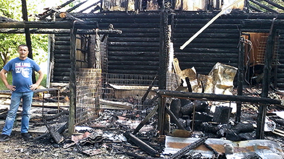 Dve godine bez epiloga paljenja kuće vojnom sindikalcu Sloge 1