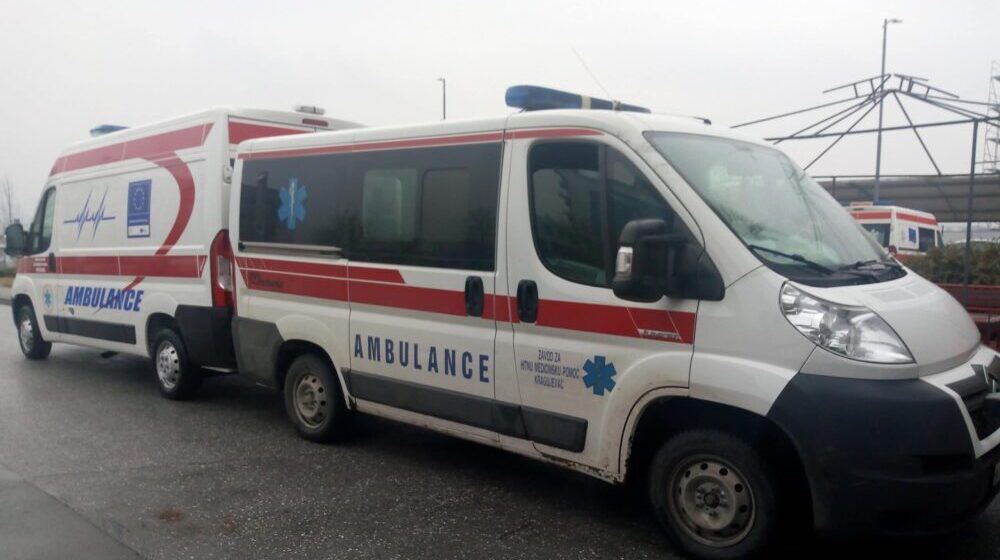 Kragujevačka Hitna pomoć intervenisala juče zbog saobraćajne nezgode u kojoj je povređena žena 1