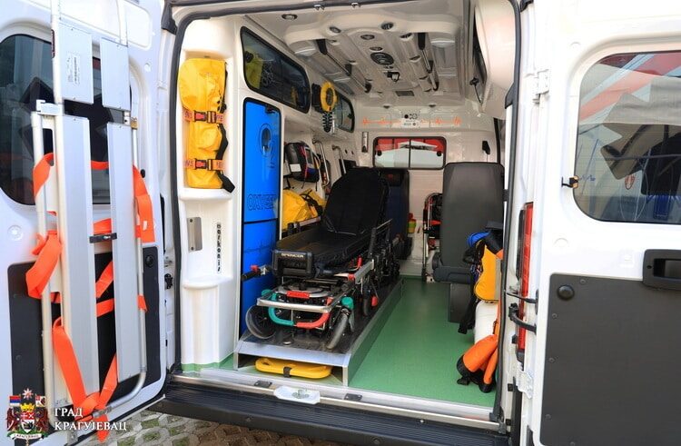 Hitnoj pomoći juče se najčešće javljali Kragujevčani sa nesvesticom i temperaturama 1