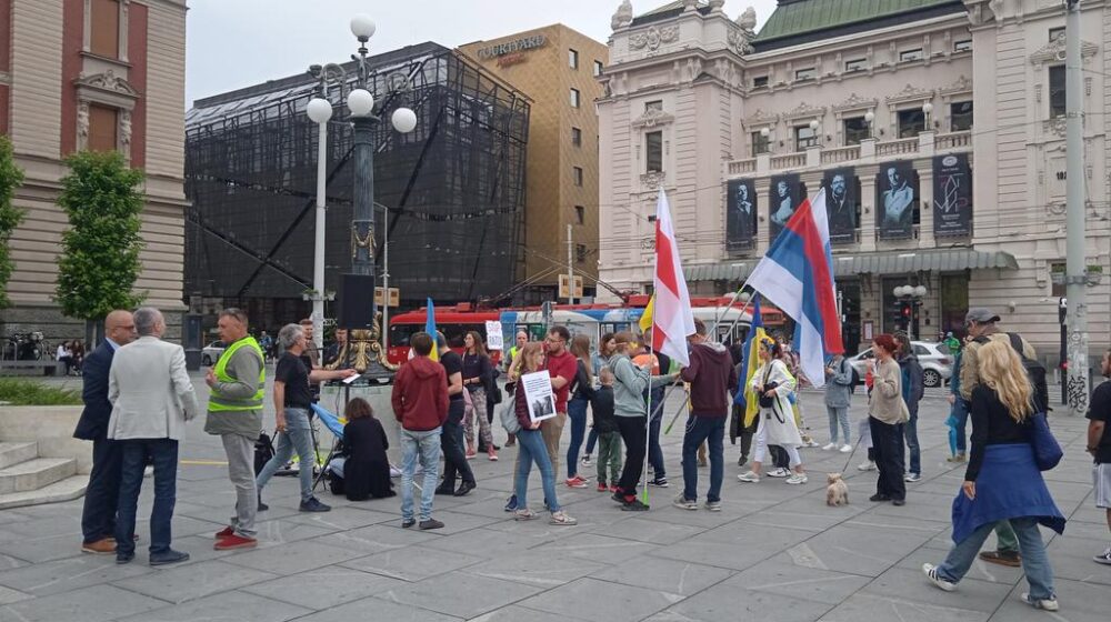 Protest "Rusi, Ukrajinci, Belorusi i Srbi zajedno protiv rata" (FOTO) 1