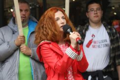 Prvomajski protest u Beogradu Borba za bezbedan rad, kolektivne ugovore i dostojanstvene zarade (FOTO) 8