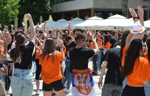 Plesom sa Evropom i užički maturanti obeležili kraj srednjoškolskog obrazovanja (FOTO/VIDEO) 5