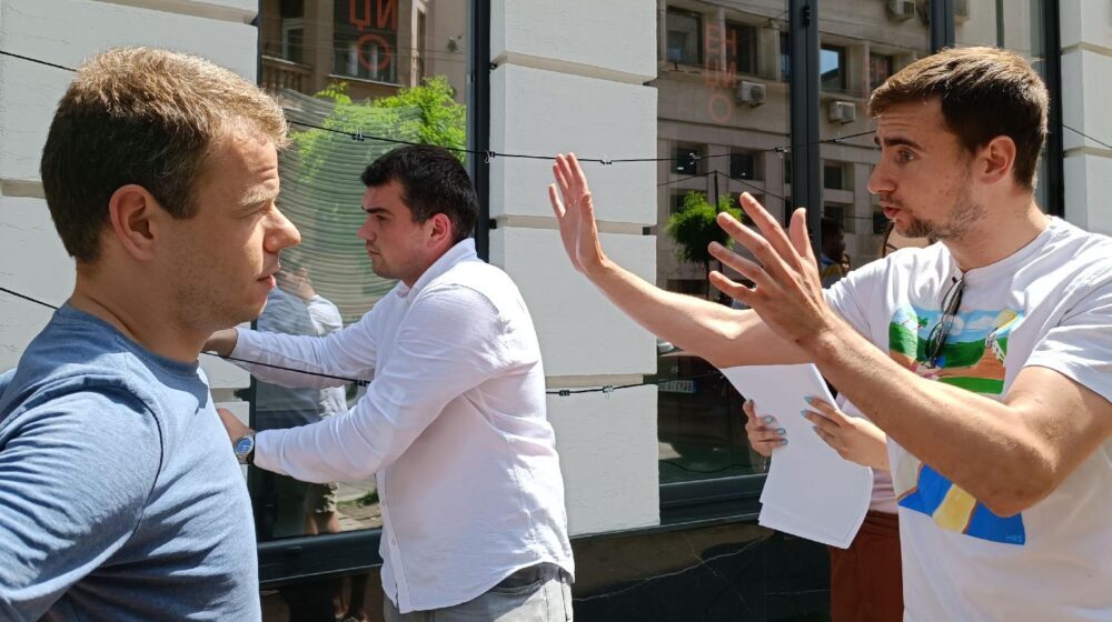 "Zahtev za zabranu 'Mirdite' - promocija tiranije": Sagovornici Danasa o zahtevu DSS 1