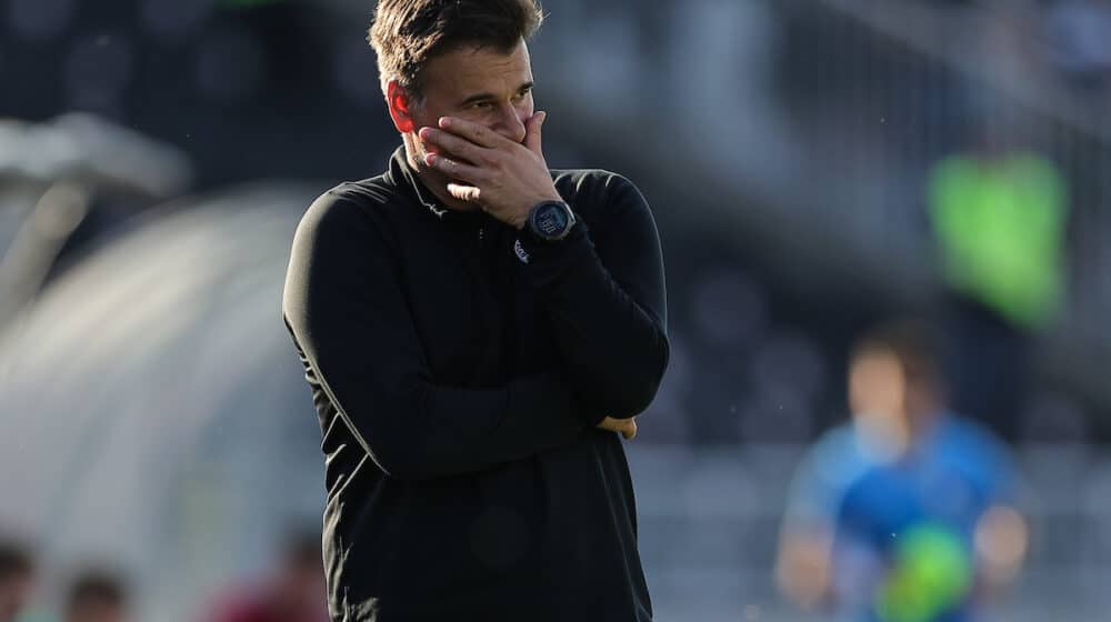 Stanojević (ne) napušta crno-bele 1