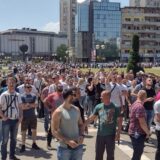 Protest radnika Fijata u Kragujevcu: Čekamo dogovor u Vladi Srbije, o otkazima i otpremninama nećemo da se izjašnjavamo 8