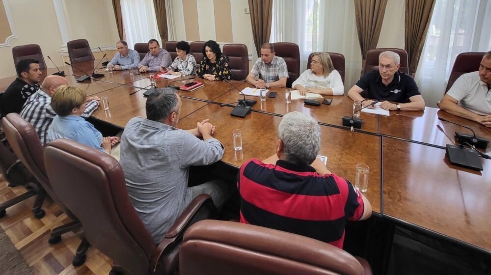 Meštani Čamurlije "zamrzli" proteste posle obećanja gradonačelnice Niša da će im biti ispunjeni zahtevi 1