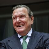 Bivši kancelar pred sudom partije: Socijaldemokrate odlučuju da li će iz stranke isključiti Gerharda Šredera 14